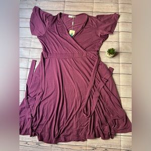 NWT NEMIDOR size Plus 16 plum dress with pockets.